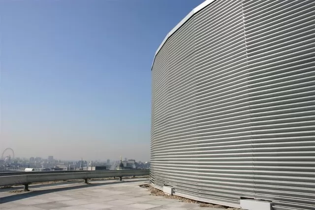 Colt Universal Louvres